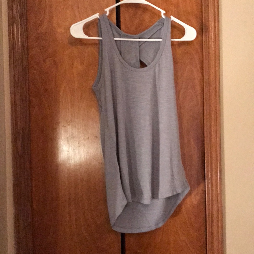 Women’s yoga tank